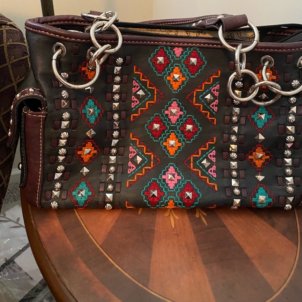 Mountain West Handbag with silver studs and embroidery
